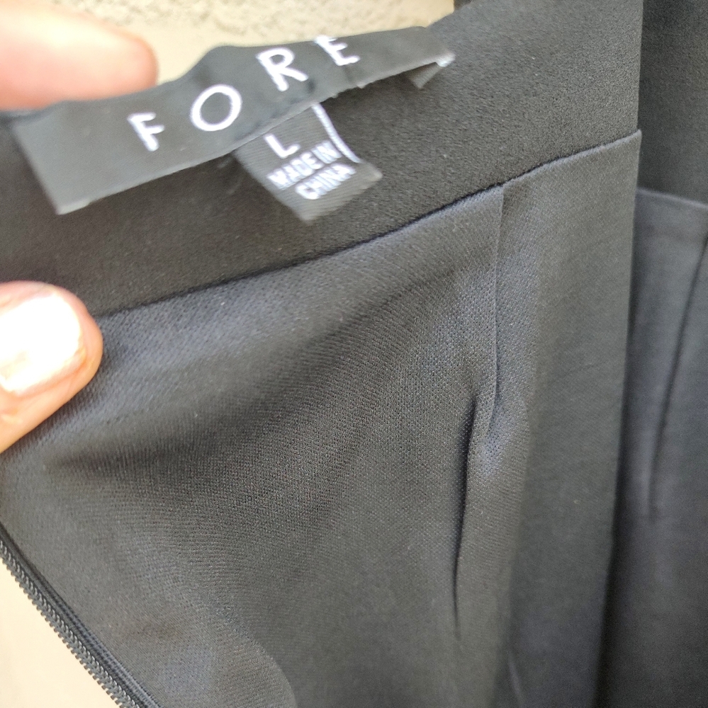 Fore Fitted Mini ,With Cut Out And Rhinestone Studded Embellished Top - Picture 7 of 8